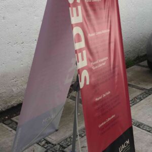 X Banner exterior ajustable.